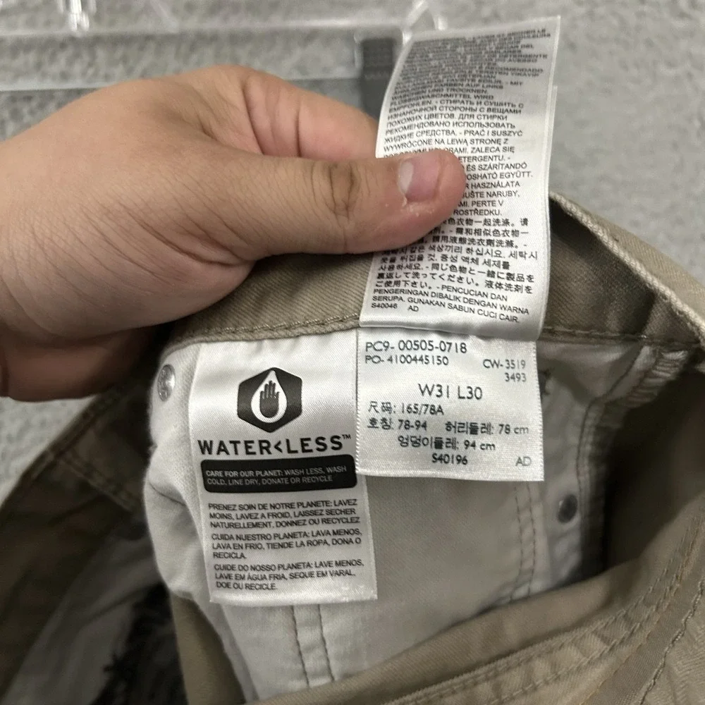 Levis Jeans Mens 31x30 Beige 505 Regular Straight American Work Wear Pants Adult